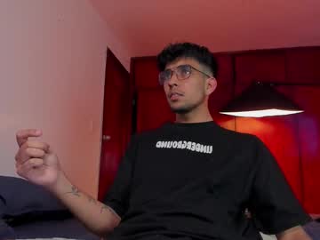 Andy_Coxs2 Chaturbate stream image from August 24, 2025