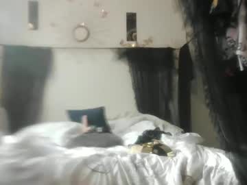 Cheybby415415 Chaturbate stream image from August 24, 2025
