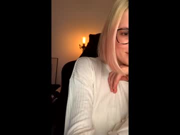 Asya_New Chaturbate stream image from August 24, 2025