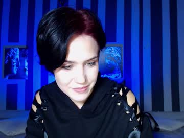 Onaloon Chaturbate stream image from August 24, 2025