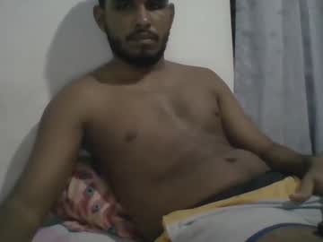 Itssjhon12 Chaturbate stream image from August 24, 2025