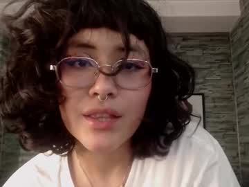 Shizuko_B Chaturbate stream image from August 24, 2025