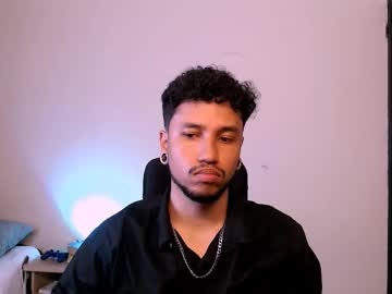 Yeff_Stone Chaturbate stream image from August 24, 2025