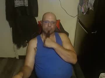 2krazylegz Chaturbate stream image from August 24, 2025
