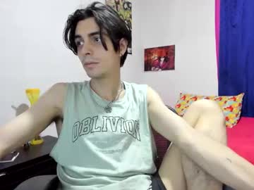 Golden_Ryan Chaturbate stream image from August 24, 2025