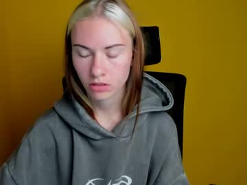 Emmi_Rossum Chaturbate stream image from August 24, 2025