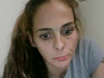 Chevelle_Honey Chaturbate stream image from August 24, 2025
