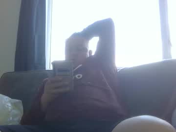 Heretoserveyouall Chaturbate stream image from August 24, 2025