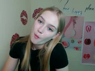 _Mademoiselle_E Chaturbate stream image from August 24, 2025