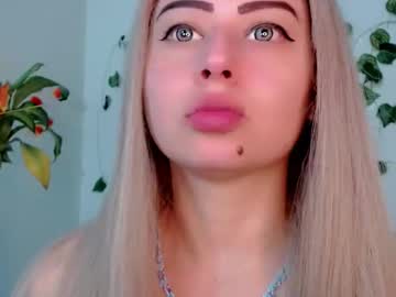 Sabrinaexpositoxx Chaturbate stream image from August 24, 2025