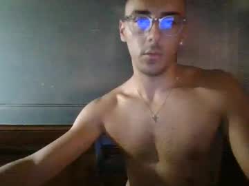 Gius1998 Chaturbate stream image from August 24, 2025