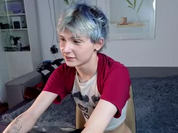 Kessy_White Chaturbate stream image from August 24, 2025
