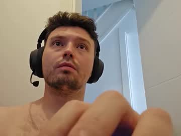 8inchdude93 Chaturbate stream image from August 24, 2025