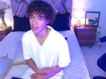 Nickolas_Moon Chaturbate stream image from August 24, 2025