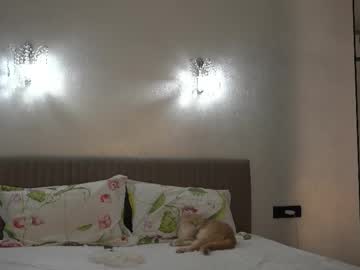 Snow_Is_Falling Chaturbate stream image from August 24, 2025