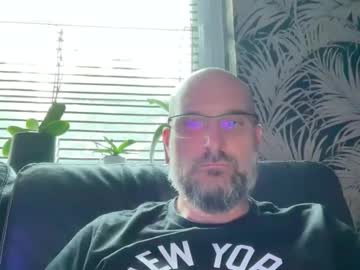 Bcbg68 Chaturbate stream image from August 24, 2025