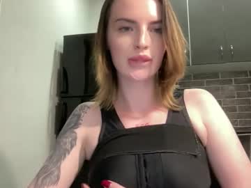 1dove Chaturbate stream image from August 24, 2025