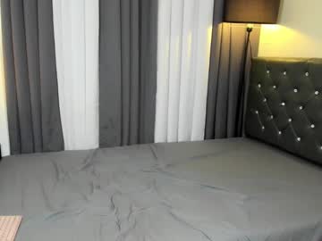 Hotasiankenn Chaturbate stream image from August 24, 2025