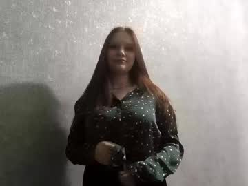 Mikametelus Chaturbate stream image from August 24, 2025