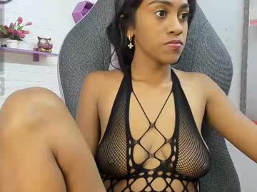 Yei_Queenpussy Chaturbate stream image from August 24, 2025