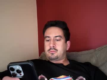 Peteypete204 Chaturbate stream image from August 24, 2025