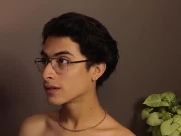Aaron_Eze Chaturbate stream image from August 24, 2025