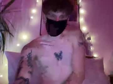 Ixmuxxx Chaturbate stream image from August 24, 2025