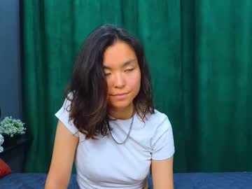 Violetbrewer Chaturbate stream image from August 24, 2025