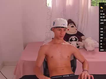 Daniels_Cruz Chaturbate stream image from August 24, 2025