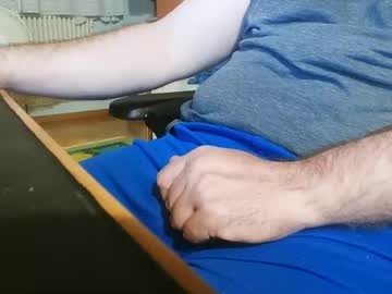 Zea90 Chaturbate stream image from August 24, 2025