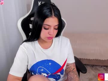 Victoryyy__ Chaturbate stream image from August 25, 2025