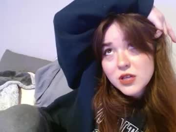 Pillogoddess Chaturbate stream image from August 25, 2025