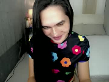 Xasiantrnaslover Chaturbate stream image from August 25, 2025
