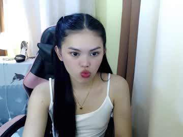 Yourlovelytranspinay Chaturbate stream image from August 25, 2025