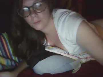 Creammenow1229 Chaturbate stream image from August 25, 2025