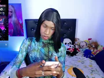 Kendallgil Chaturbate stream image from August 25, 2025