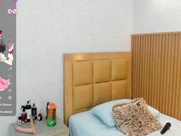 Lolamaxi Chaturbate stream image from August 25, 2025