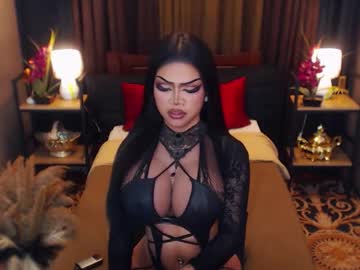 Red_Ivyy Chaturbate stream image from August 25, 2025