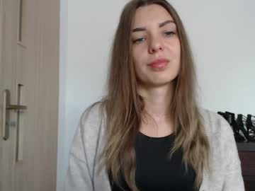 Delightaurora Chaturbate stream image from August 25, 2025