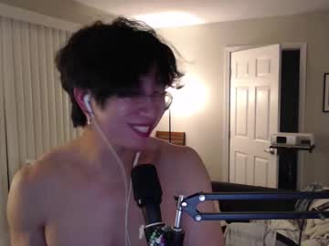 Kaykayni Chaturbate stream image from August 25, 2025