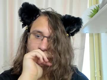 Tenderash Chaturbate stream image from August 25, 2025