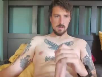 Knoeperhard Chaturbate stream image from August 25, 2025
