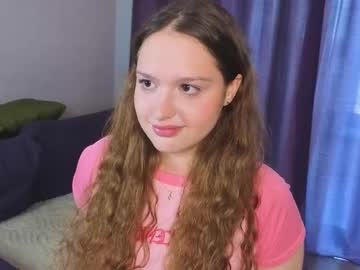 Peggy_Ramsey Chaturbate stream image from August 25, 2025