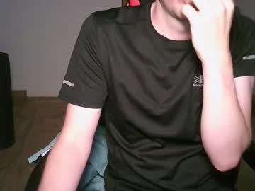 Zyriosben Chaturbate stream image from August 25, 2025