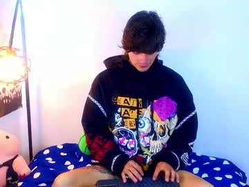 Estebanchar_ Chaturbate stream image from August 25, 2025