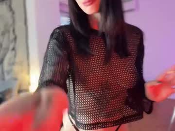 Inkedvvitch Chaturbate stream image from August 25, 2025