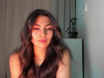 Seleneshade Chaturbate stream image from August 25, 2025