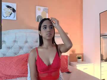 Anthonellagrey Chaturbate stream image from August 25, 2025