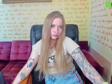 Elinor_Faith Chaturbate stream image from August 25, 2025