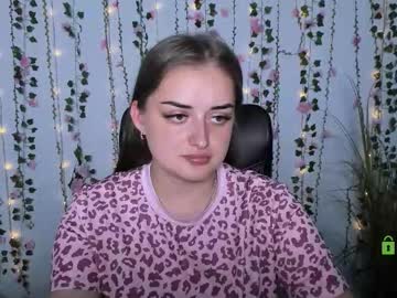 Flower_Mirelle Chaturbate stream image from August 25, 2025